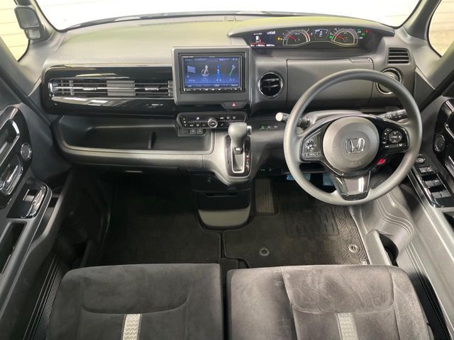 HONDA N BOX CUSTOM 2021