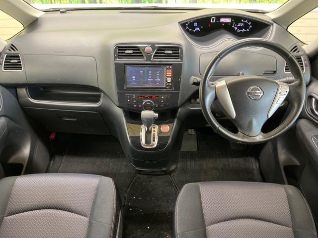 NISSAN SERENA  S-HYBRID 2013
