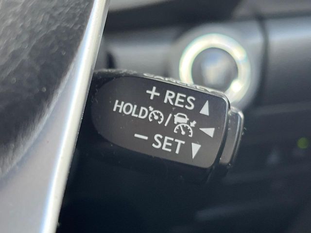 TOYOTA HILUX 4WD 2023