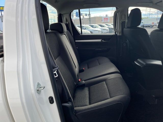 TOYOTA HILUX 4WD 2023