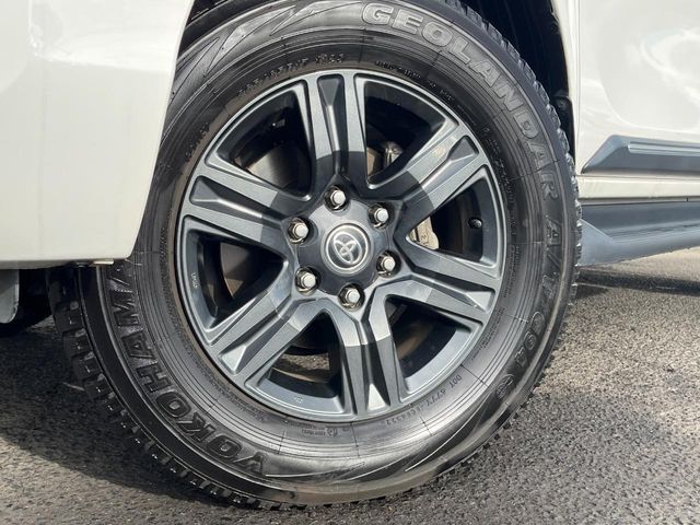 TOYOTA HILUX 4WD 2023