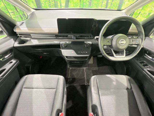 NISSAN SERENA  WG 4WD 2023