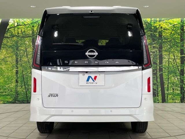 NISSAN SERENA  WG 4WD 2023