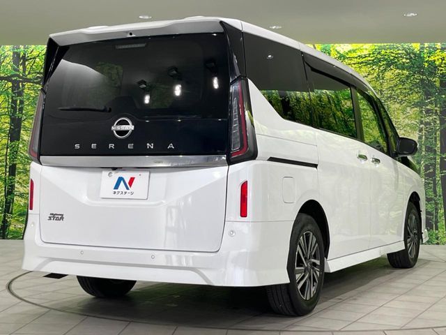 NISSAN SERENA  WG 4WD 2023