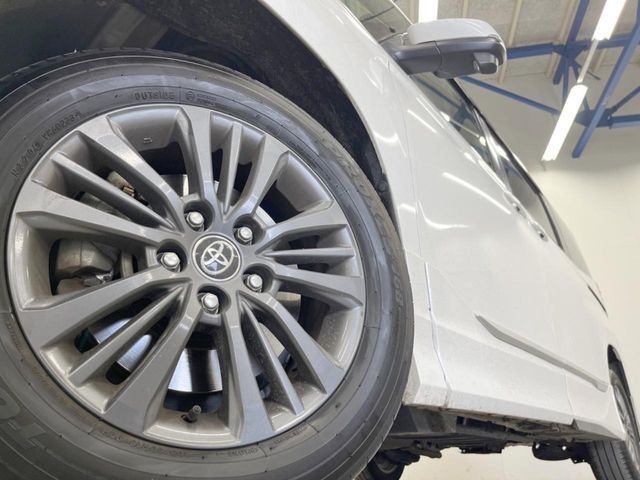 TOYOTA VOXY HYBRID 4WD 2023