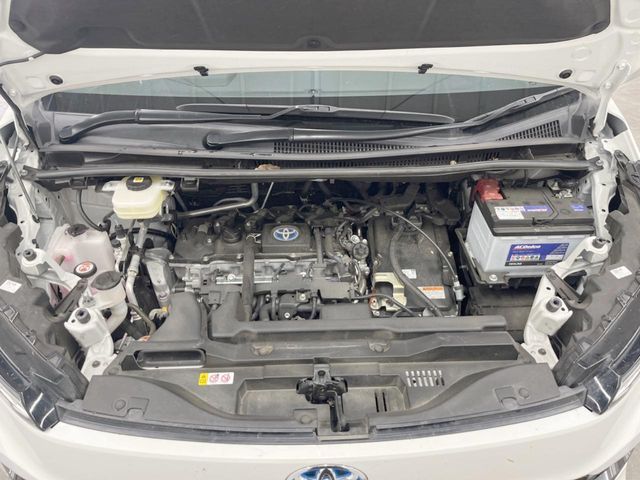 TOYOTA VOXY HYBRID 4WD 2023