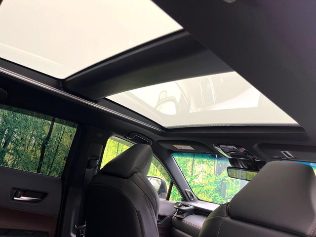 TOYOTA HARRIER HYBRID 2021