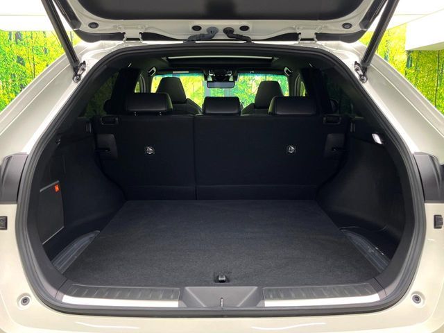 TOYOTA HARRIER HYBRID 2021