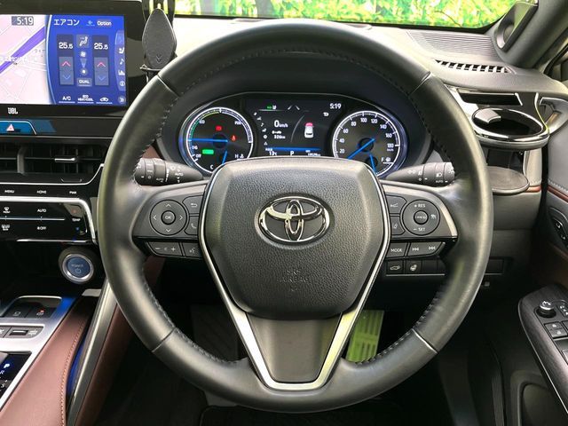 TOYOTA HARRIER HYBRID 2021