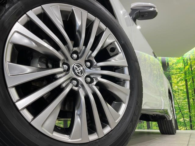 TOYOTA HARRIER HYBRID 2023