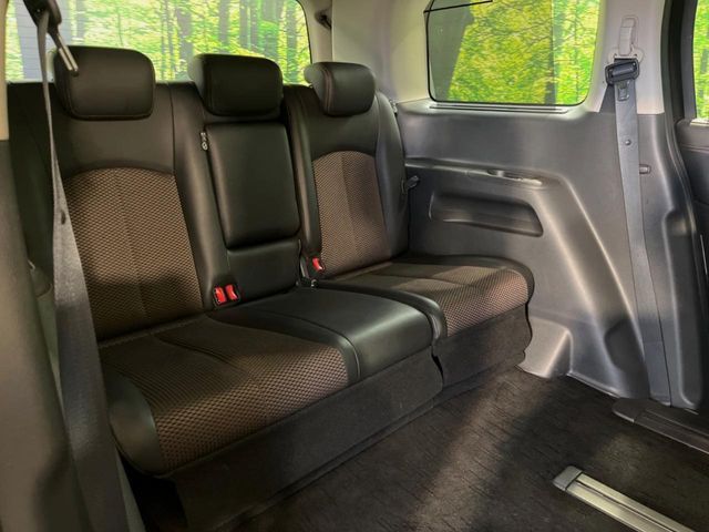 NISSAN ELGRAND 2013