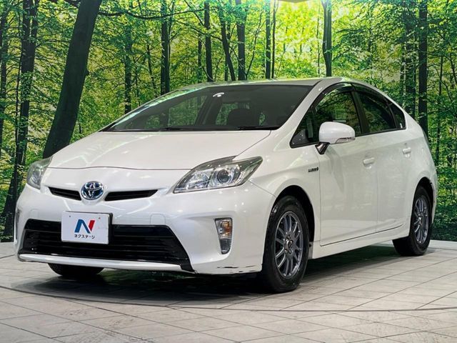 TOYOTA PRIUS 2013