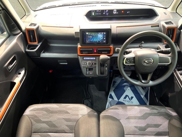 DAIHATSU TANTO FAN CROSS 2022