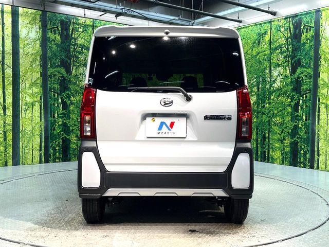 DAIHATSU TANTO FAN CROSS 2022