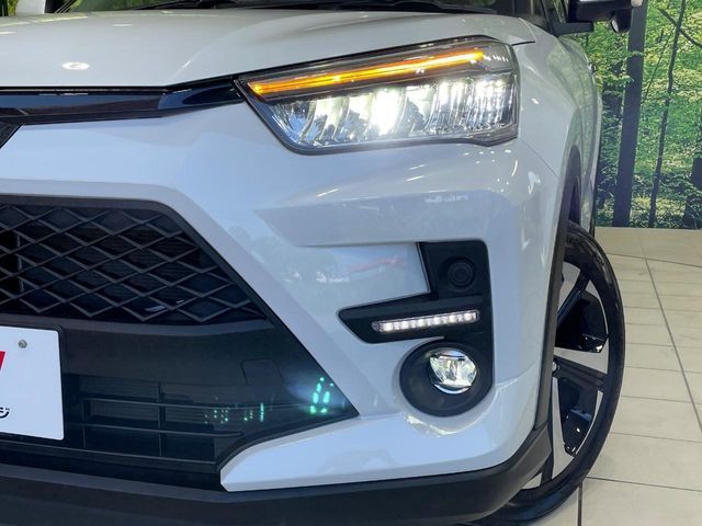 TOYOTA RAIZE HYBRID 2022