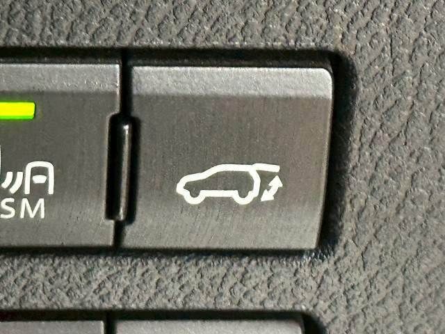 TOYOTA LEXUS NX300h AWD 2018