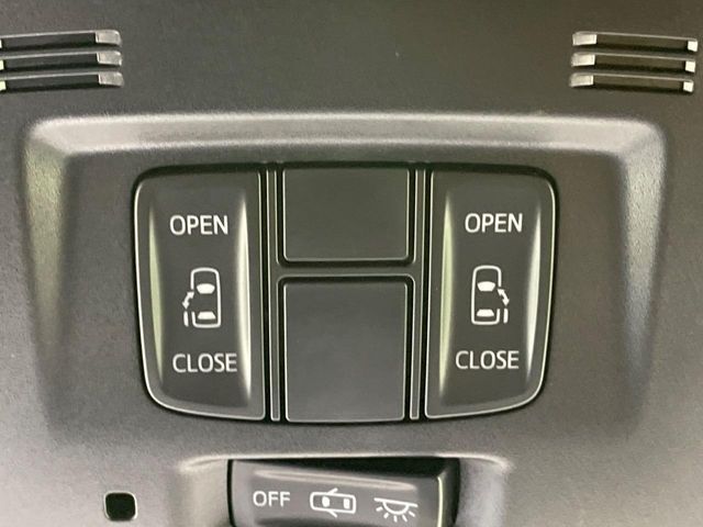 TOYOTA VELLFIRE 2016