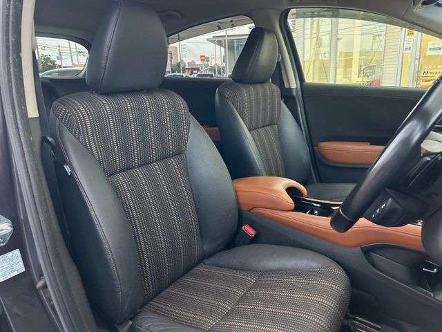 HONDA VEZEL HYBRID 2016