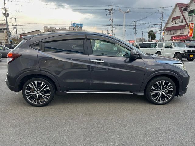 HONDA VEZEL HYBRID 2016