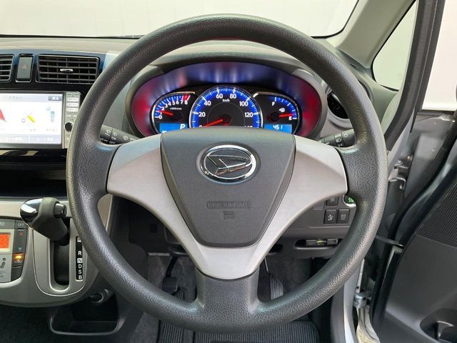 DAIHATSU MOVE CUSTOM 2013