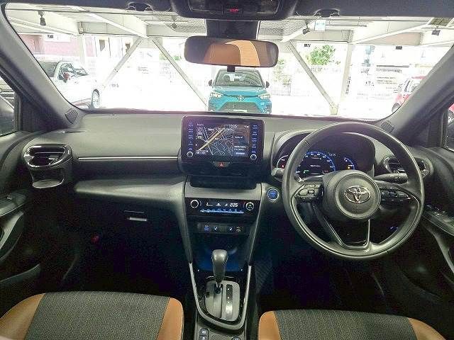 TOYOTA YARIS CROSS HYBRID 2022