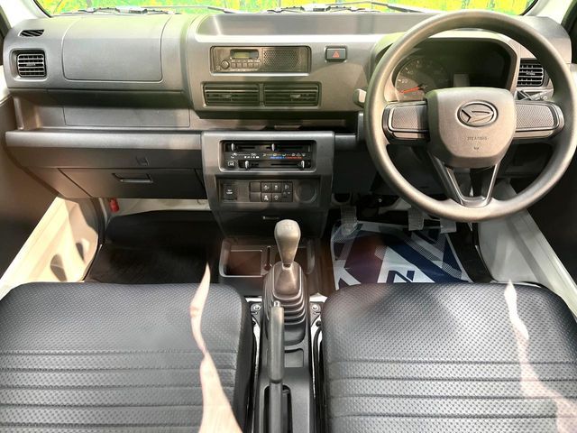 DAIHATSU HIJET truck 2025