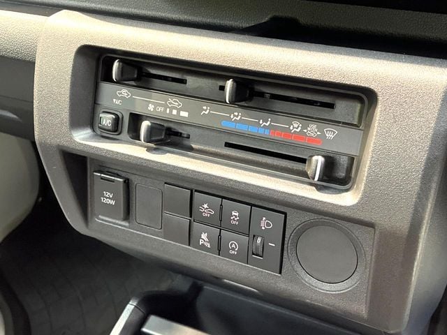 DAIHATSU HIJET truck 2025