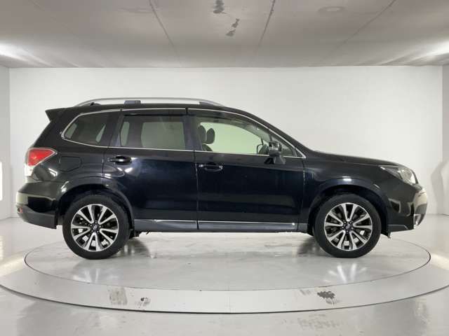 SUBARU FORESTER 2016