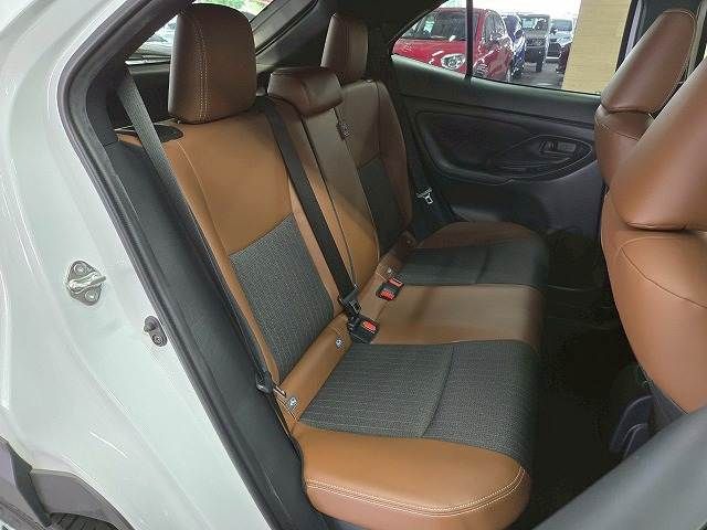 TOYOTA YARIS CROSS HYBRID 2022