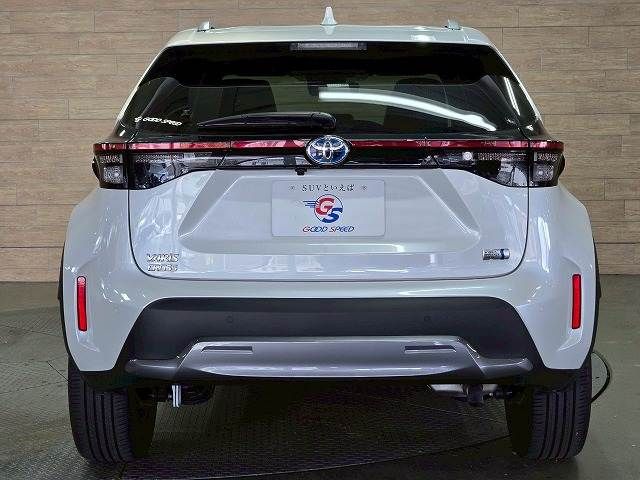 TOYOTA YARIS CROSS HYBRID 2022