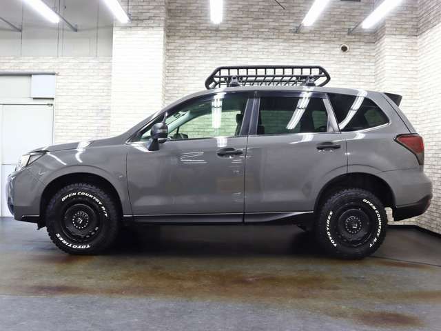 SUBARU FORESTER 2017