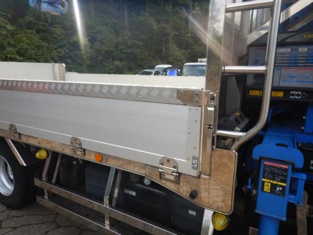 MITSUBISHI CANTER 2014