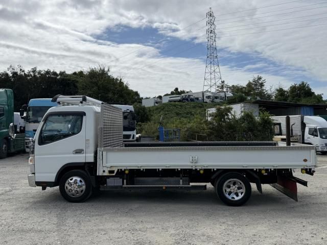 MITSUBISHI CANTER 2020