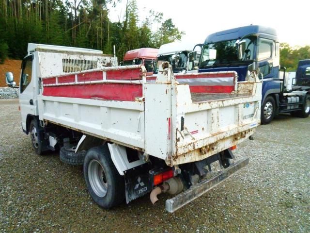 MITSUBISHI CANTER 2020