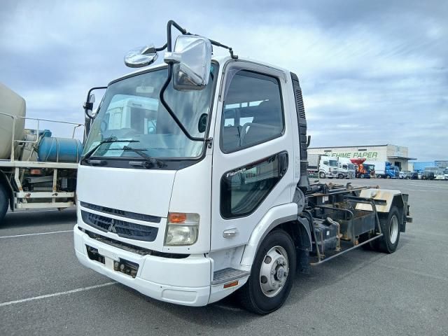 MITSUBISHI FUSOU FIGHTER 2011