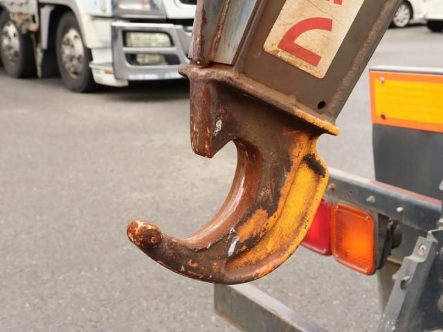 MITSUBISHI FUSOU FIGHTER 2011