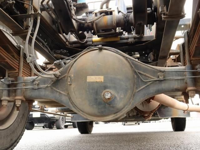 MITSUBISHI FUSOU FIGHTER 2011