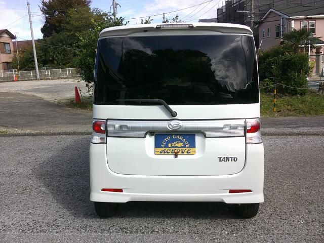 DAIHATSU TANTO CUSTOM 2009