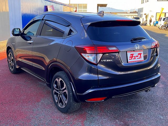 HONDA VEZEL HYBRID 2014