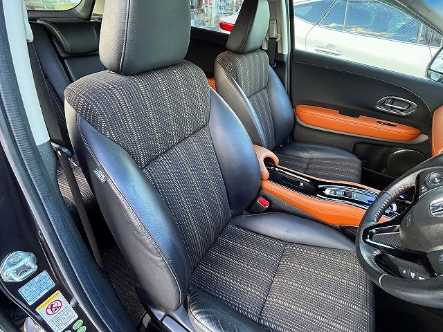 HONDA VEZEL HYBRID 2014