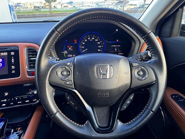 HONDA VEZEL HYBRID 2014