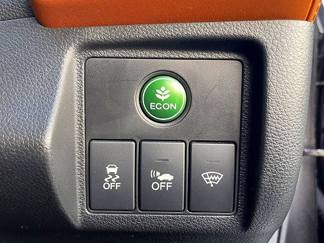 HONDA VEZEL HYBRID 2014