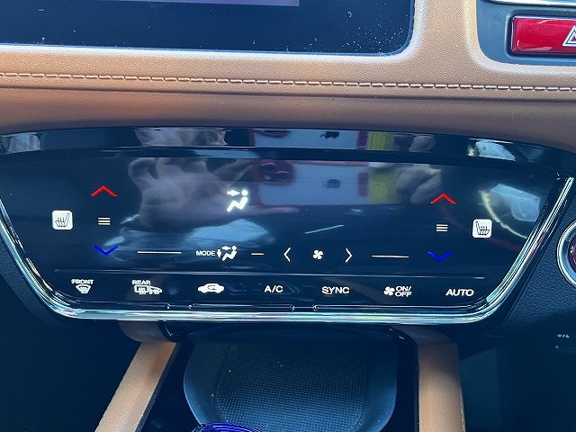 HONDA VEZEL HYBRID 2014