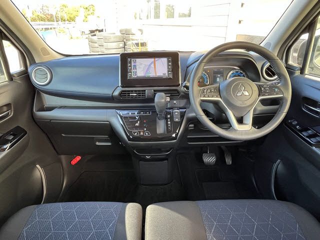 MITSUBISHI ek X 2020