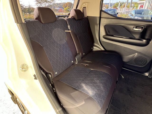 MITSUBISHI ek X 2020