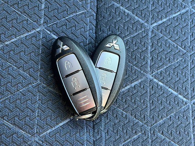 MITSUBISHI ek X 2020