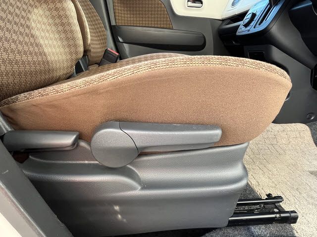 NISSAN MOCO 4WD 2012