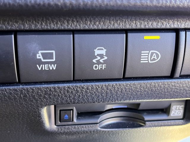 TOYOTA HARRIER 2WD 2020