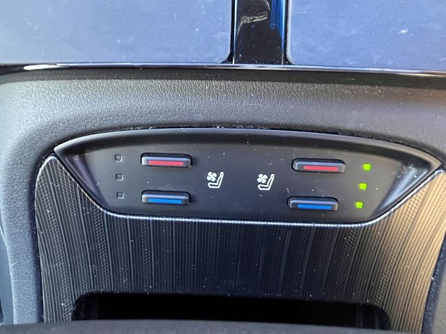 TOYOTA HARRIER 2WD 2020