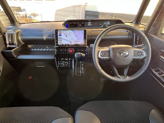 DAIHATSU TANTO CUSTOM 4WD 2021